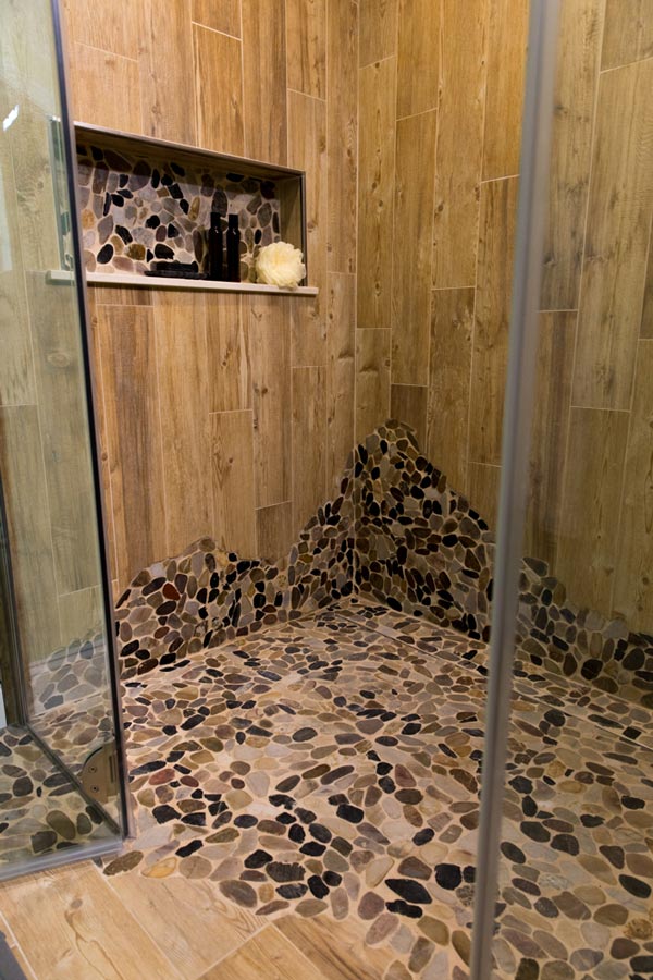 Popularis Construction Residential Gallery: Milford Master Bathroom